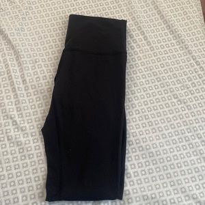 Lululemon Wunder Under Leggings Size 6